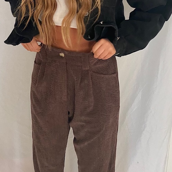 High Waist Corduroy Pant - Picture 7 of 9